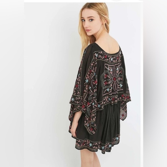 FREE PEOPLE ,NWT,mini dress,fairy,whimsical,cape sleeves,Frida print,embroidered - Picture 13 of 17